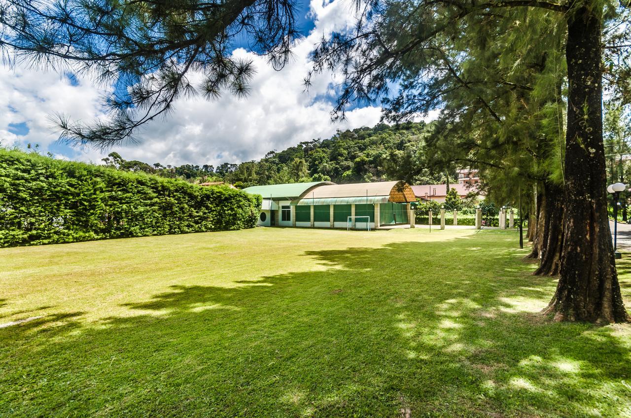 Hotel Recanto Das Hortensias Passa Quatro Luaran gambar