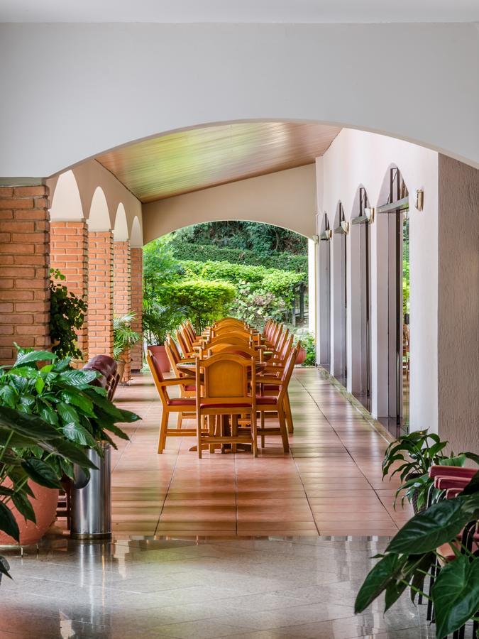 Hotel Recanto Das Hortensias Passa Quatro Luaran gambar